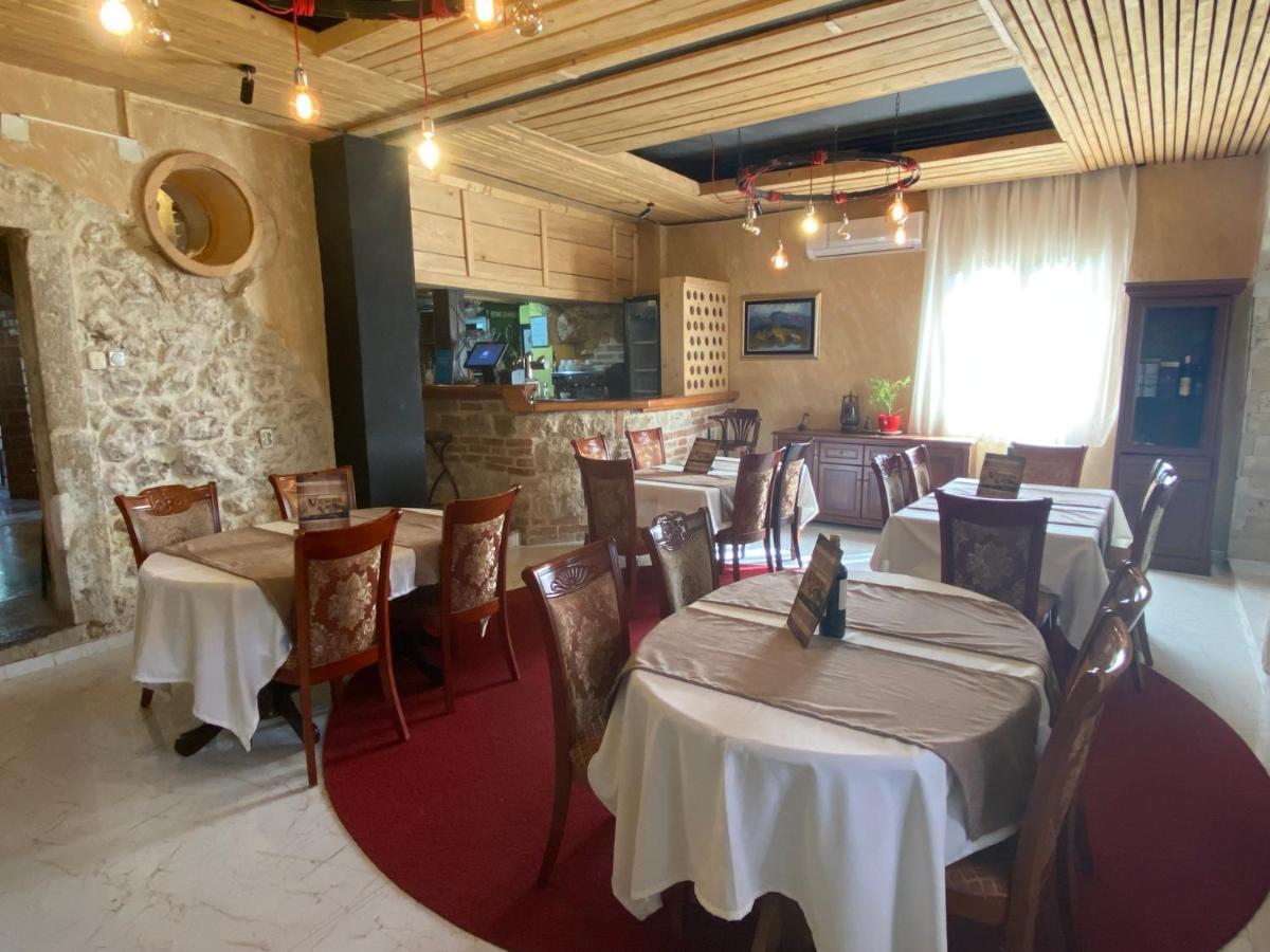 Guest House Pecurica Bar Exterior foto